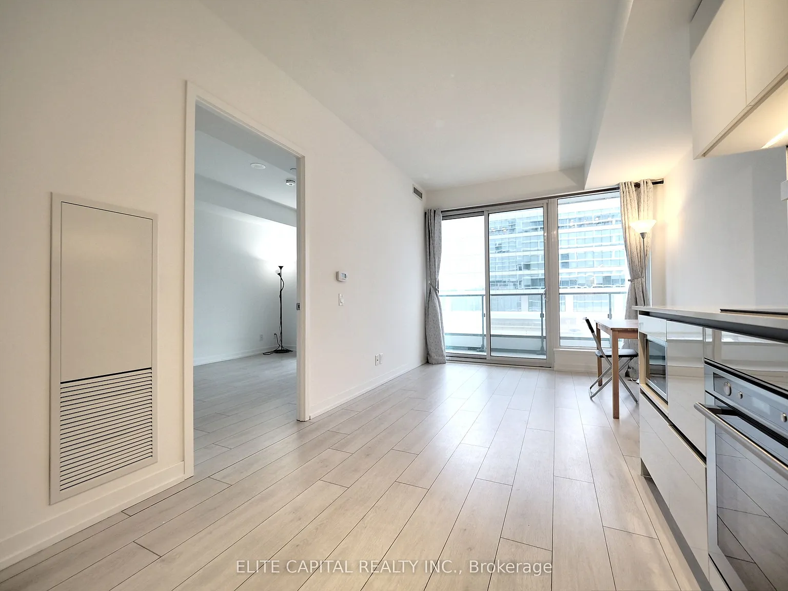 2 bed, $2,500 — Photo 2