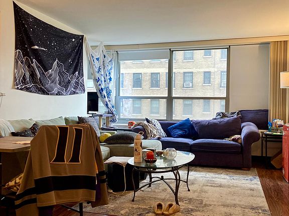 2nd image of 3550 N Lake Shore Dr APT 606