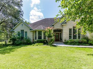 12425 Sunbrook Dr, Brookside Village, TX 77581