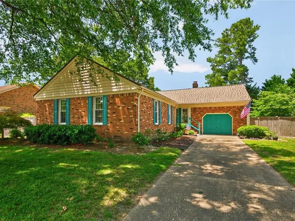 408 Woodbridge Dr, Chesapeake, VA 23322