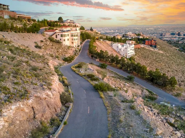 21 Apache Crest Dr, El Paso, TX 79902