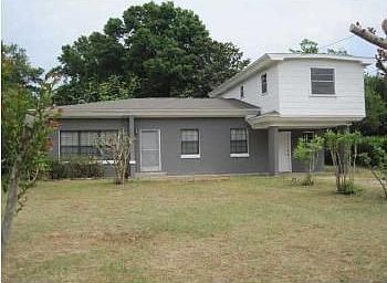 2nd image of 2 Teakwood Cir
