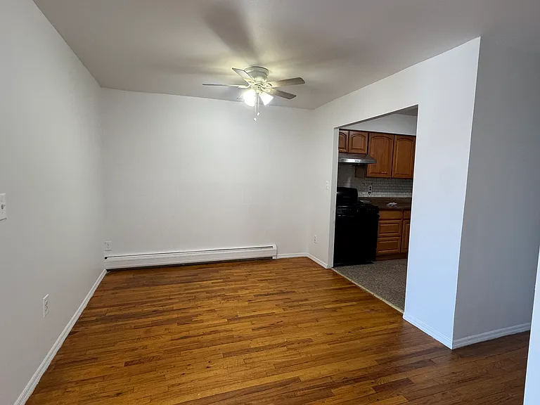 158-12 65th Ave #2F — Photo 4