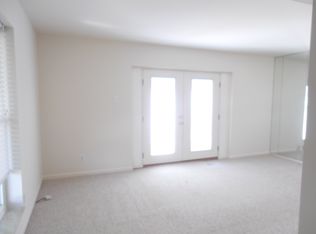 11930 Gravois Rd #1A, Saint Louis, MO
