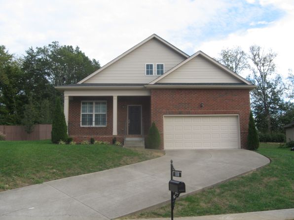 1066 Oakhall Dr