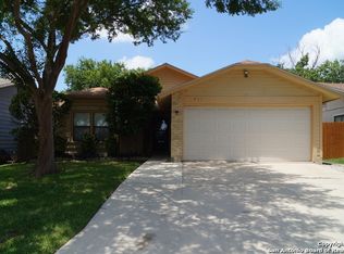 7935 Wayside Trl, San Antonio, TX 78244