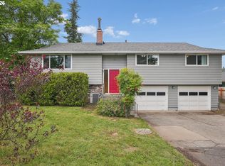 992 S End Rd, Oregon City, OR 97045