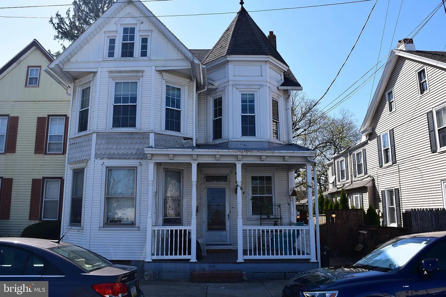 108 S Spruce St photo 1