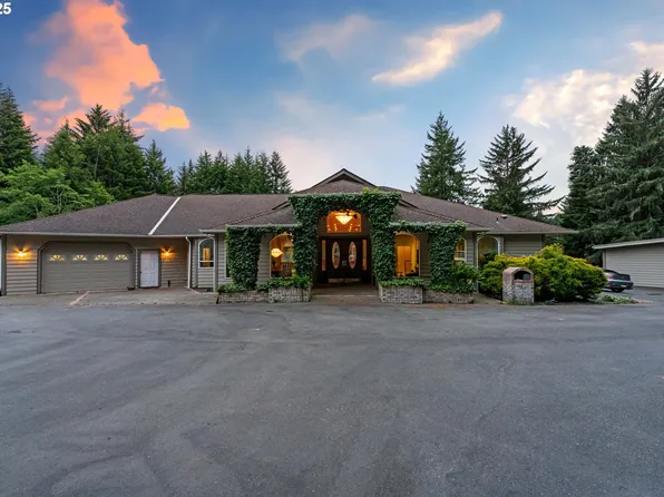 92631 Rainier Ln, Coos Bay, OR 97420