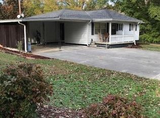 3200 Fields Dr, Rocky Face, GA 30740