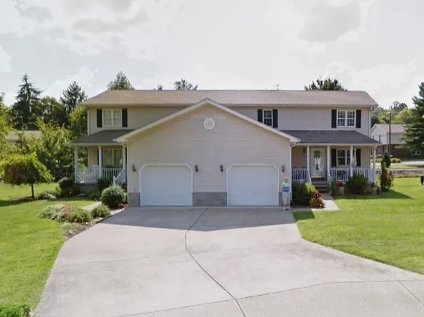 210 Penny Ln, Elkview, WV 25071