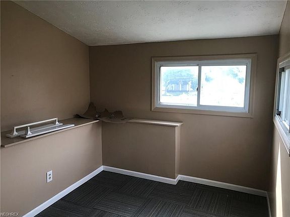 5th image of 5927 Engel Ave