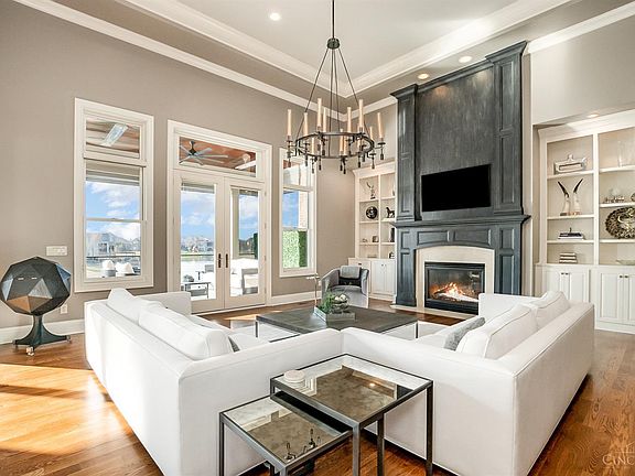 5th image of 5413 N Shore Pl