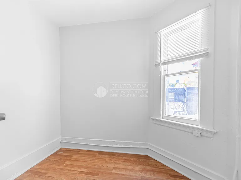 402 Broadway #130 — Photo 3