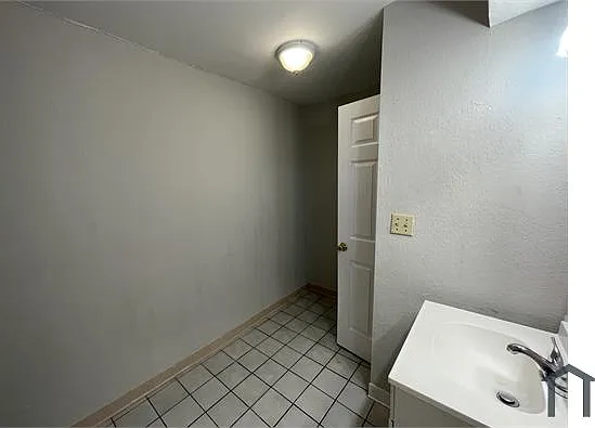 1738 Wright Ave #2 — Photo 14