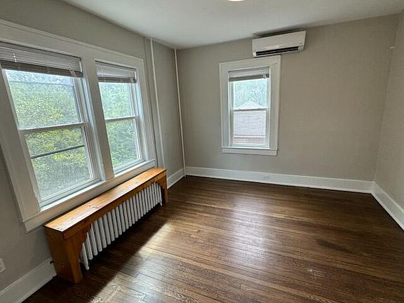 5th image of 2311 Avenham Ave SW