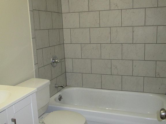 4th image of 2264 Webster Canyon Ct APT B