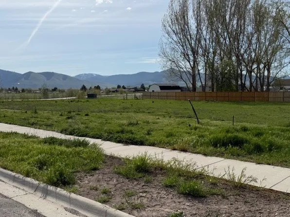 5505 Brumby Ln, Missoula, MT 59808