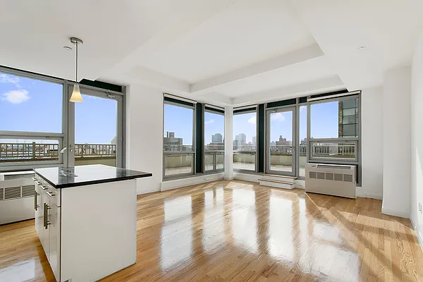 Rented by Corcoran | media 14