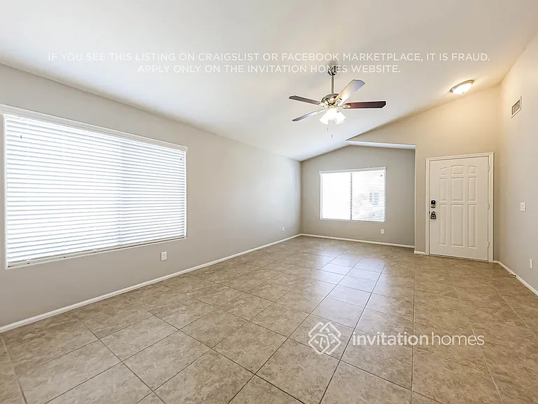 12439 W Rancho Dr — Photo 4