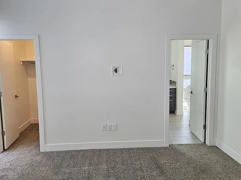 234 S Wilson St — Photo 22