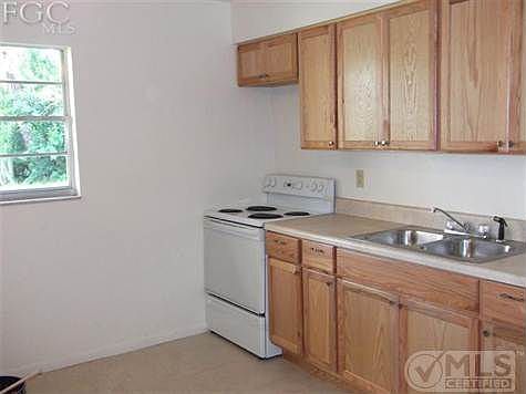 4th image of 2087 Eloise Cir