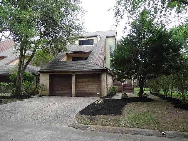 1st image of 114 Blue Heron Dr #4