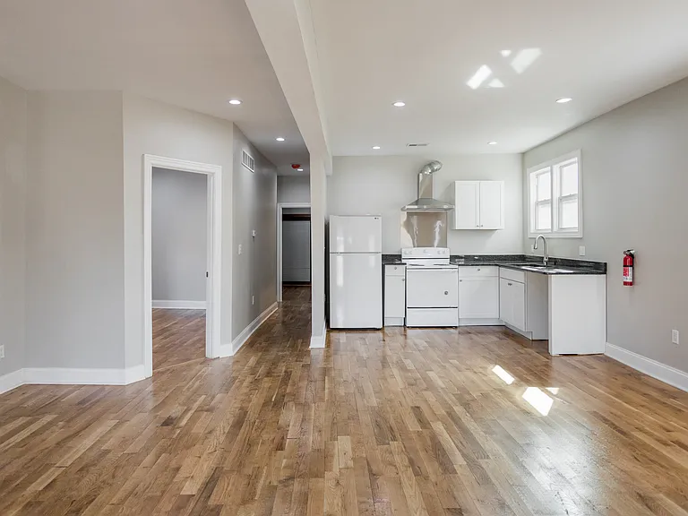 1633 Merrick St #1 — Photo 45