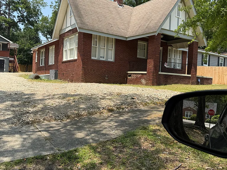1107 Lancaster St #A — Photo 8