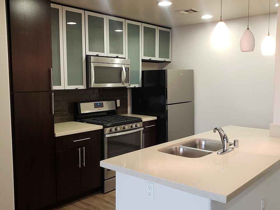 1st image of 7117 Santa Monica Blvd #612