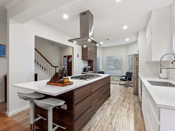 10914 Sierra Oaks, Austin, TX 78759