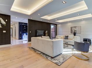 2910 Virginia St, Houston, TX 77098