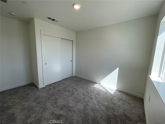 5th image of 786 Stone Ridge East Ave