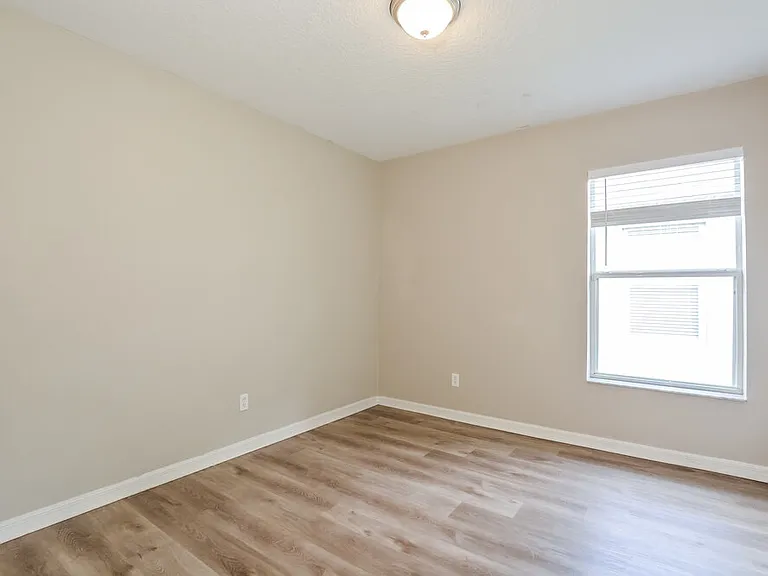 3905 Lone Eagle Pl — Photo 12