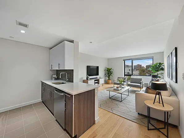 44-72 11th St, Long Island City, NY