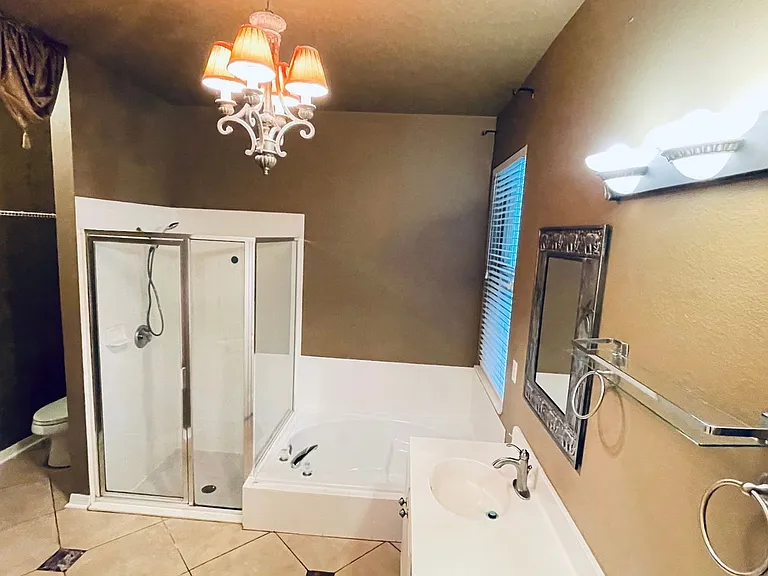 500 Lakescape Ct — Photo 16