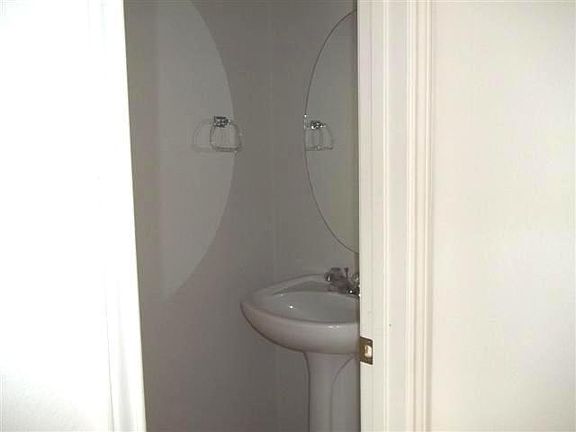3rd image of 3508 Malibu Ln APT B