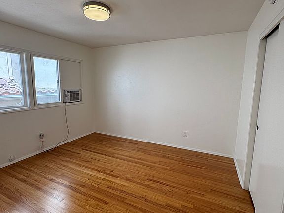 4th image of 308 Palomar Ave #310