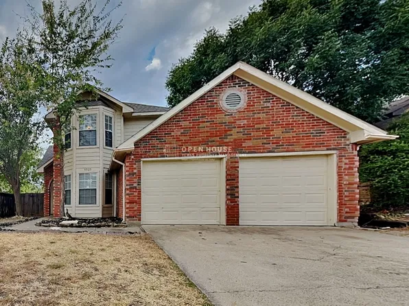 5525 Stone Meadow Ln, Fort Worth, TX 76179
