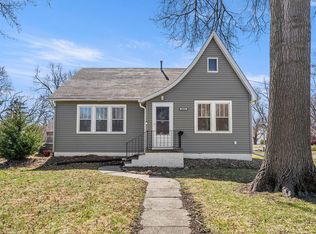 5018 Urbandale Ave, Des Moines, IA 50310