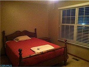4th image of 46 Weeping Willow Run Dr