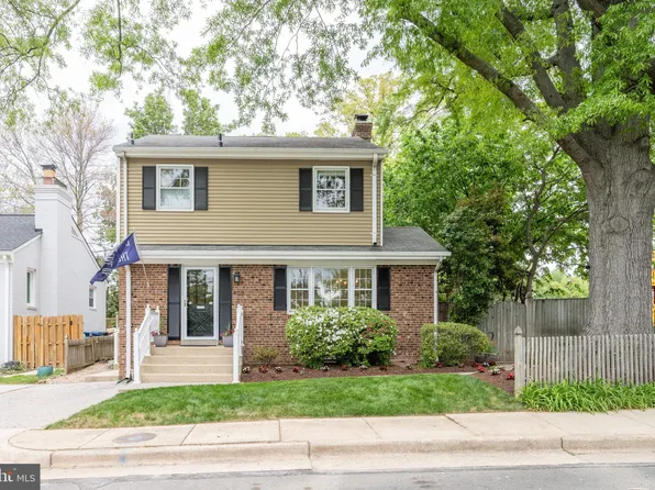 403 Thomas St, Alexandria, VA 22302