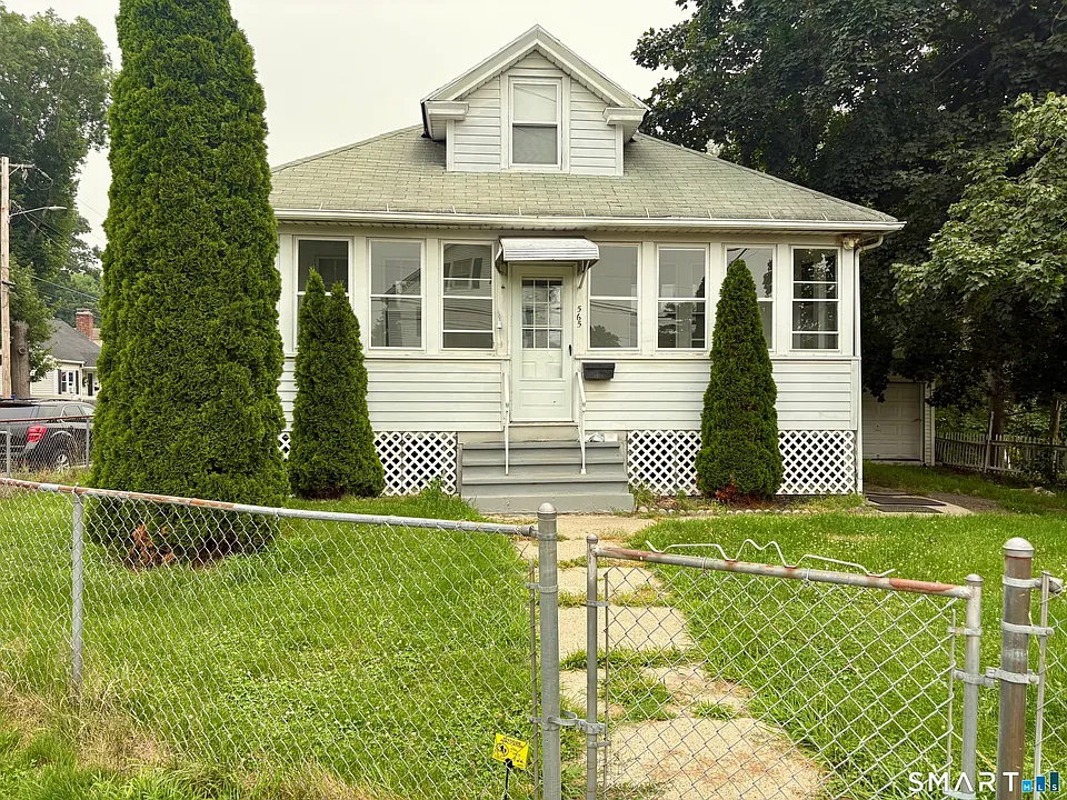 565 Sylvan Ave