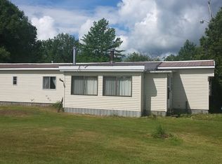 429 East Rd, Burke, NY 12917