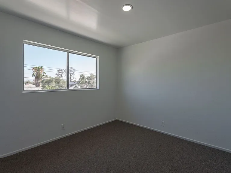 2298 Golden Arrow Dr — Photo 27