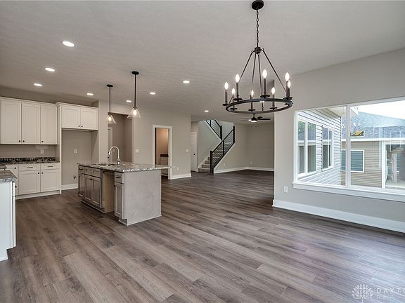 3rd image of 2930 Riverstone Dr