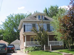 924 W Center St, Rochester, MN 55902