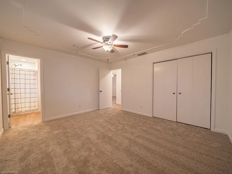 2925 Cove Point Ct — Photo 19