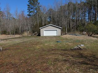 8439 Whites Rd, Sanford, VA 23426