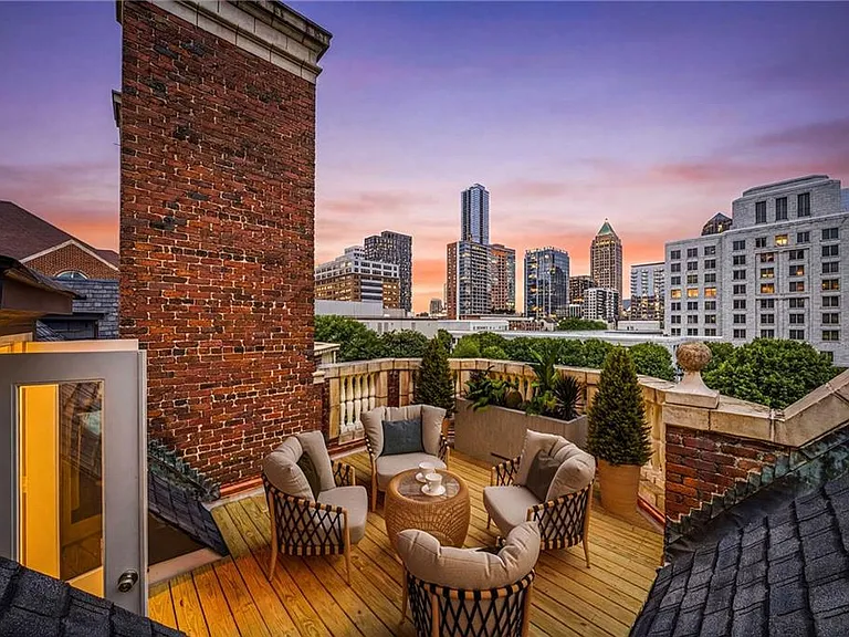 81 Peachtree Pl NE #Penthouse 12 — Photo 1
